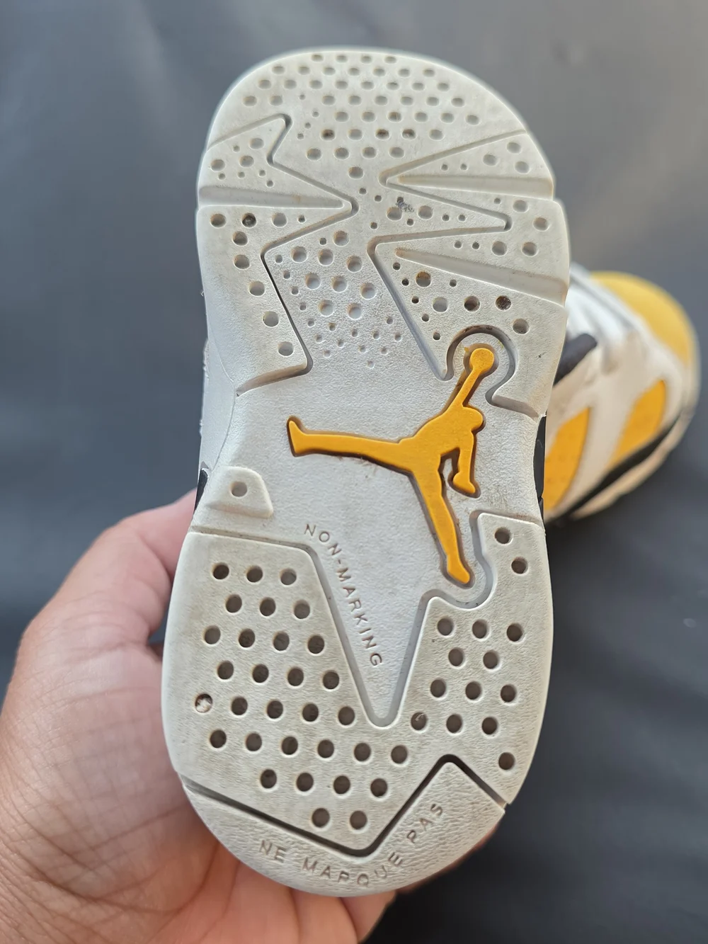 Nike 2024 Toddler Air Jordan 6 Retro TD Sneakers Size 7C - Yellow Ochre Wht& Blk